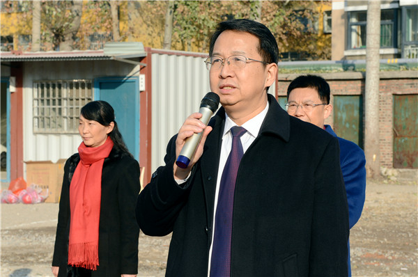 副校长、附属医院党委书记葛国文致辞