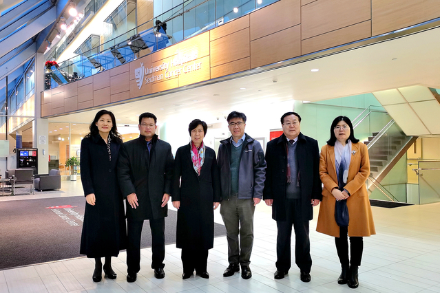 参观凯斯西储大学医学院