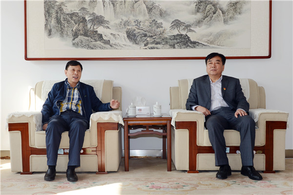 校党委书记李欣章会见巡查组组长姜民杰