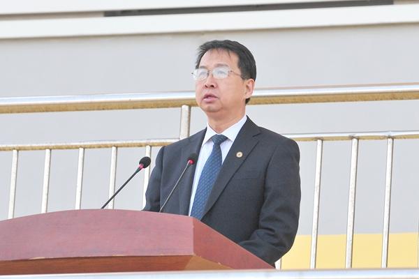 副校长葛国文致闭幕词