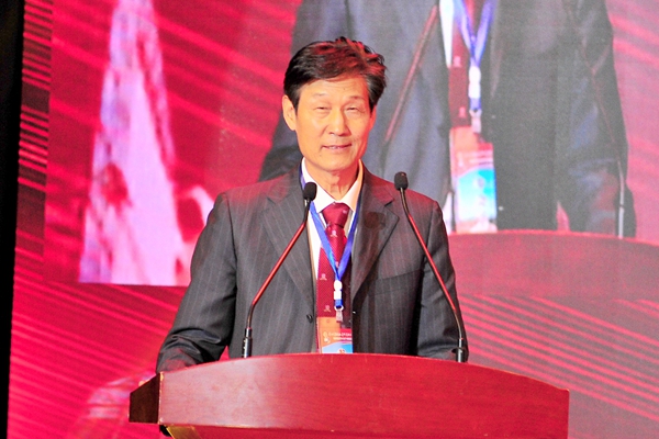 beat36571级校友、北京校友会会长、国家康复医院矫形外科主任秦泗河教授讲话