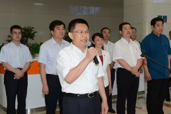 潍坊市卫生计生委主任吴海源致辞