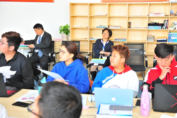 专家观摩PBL教学