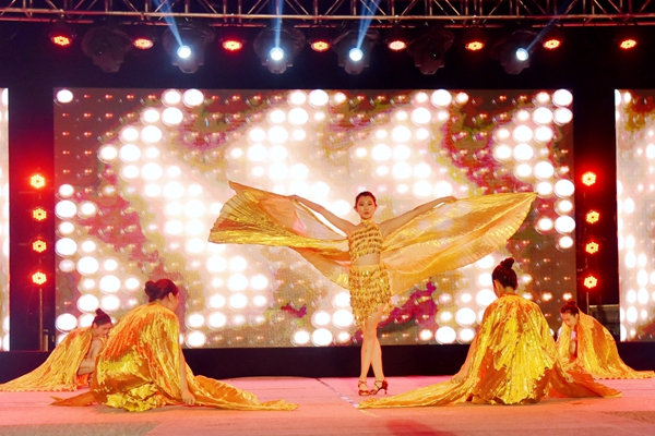 节目《青春不散场》